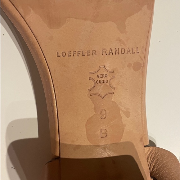 Loeffler Randall Wavy Strap Tan Sandals - Picture 8 of 12